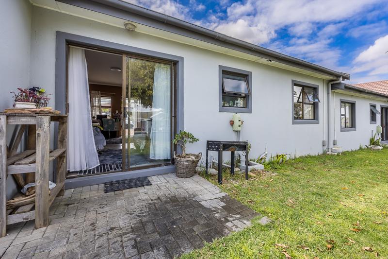 2 Bedroom Property for Sale in Protea Heights Western Cape